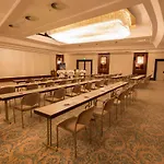 Radisson Blu Hotel Chociebuż