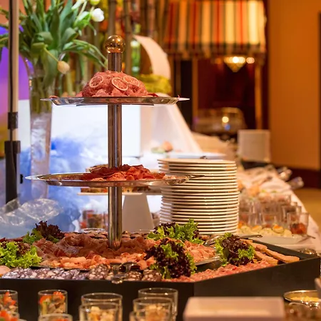 Radisson Blu 4* كوتبوس