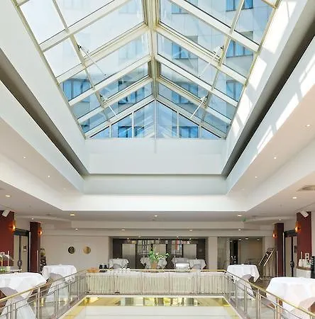 Отель Radisson Blu 4*