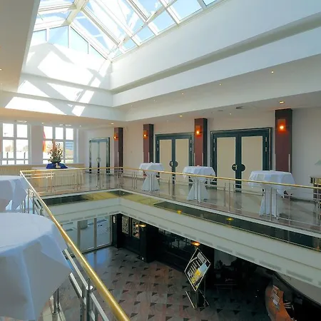 Radisson Blu 4*