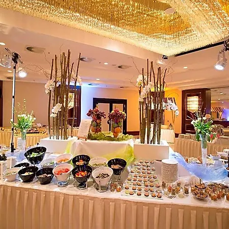 Radisson Blu 4*