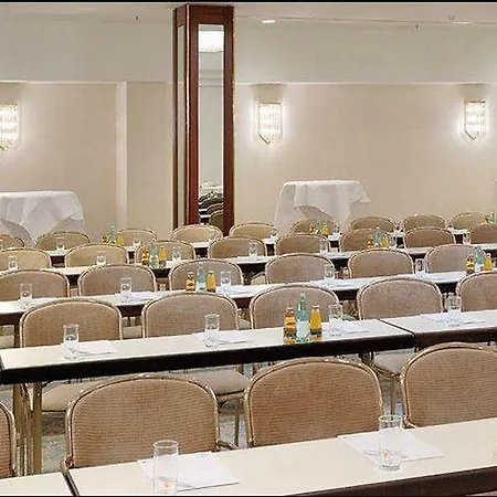 Radisson Blu فندق 4*