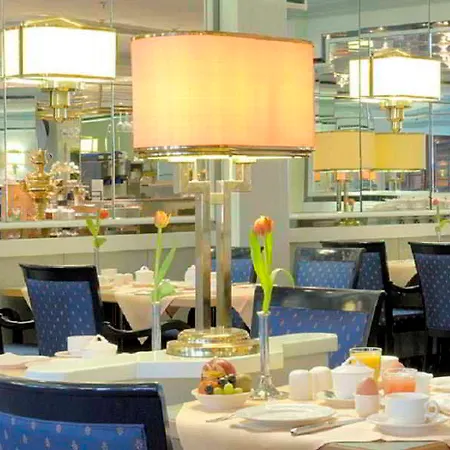 Radisson Blu Hotel 4*