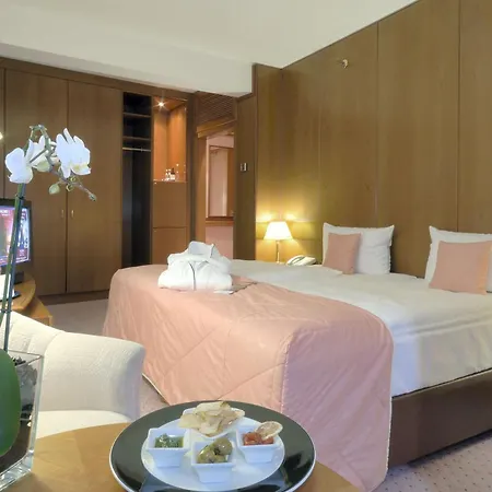 Radisson Blu فندق 4*