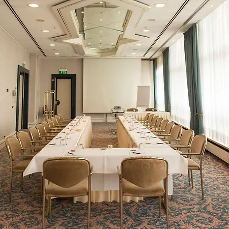 Radisson Blu Hotel 4*