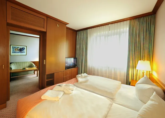 فندق Radisson Blu 4*